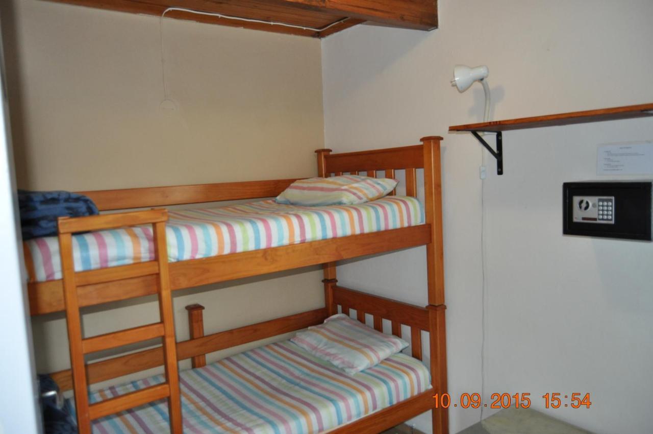 Amakaya Backpackers Travellers Accommodation بليتنبيرغ باي الغرفة الصورة