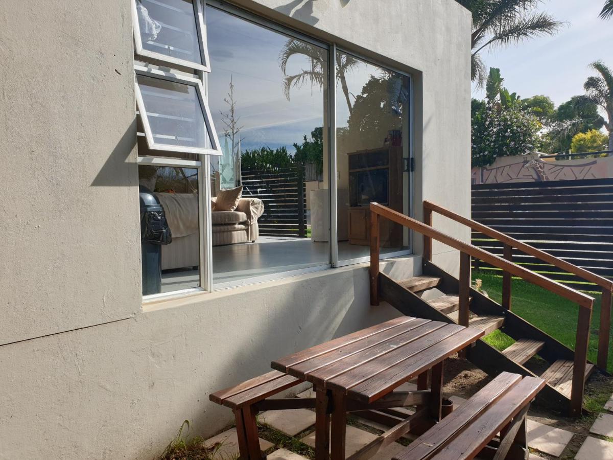 Amakaya Backpackers Travellers Accommodation بليتنبيرغ باي المظهر الخارجي الصورة