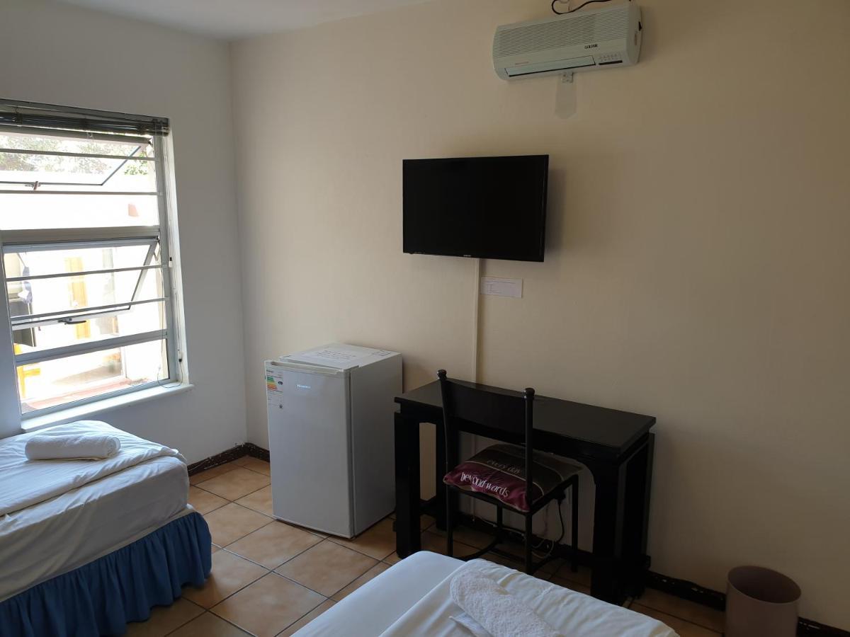 Amakaya Backpackers Travellers Accommodation بليتنبيرغ باي المظهر الخارجي الصورة